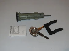 TRUNK KEY AND LOCK SET TL15720 FITS 986 – 1993 FORD THUNDERBIRD MERCURY COUGAR