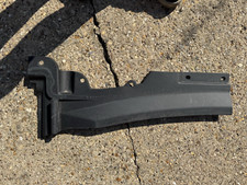 Land Rover Defender LH  wiper trim cover 110 2022 5.0 V8 L663 L8B2-021B57-BE
