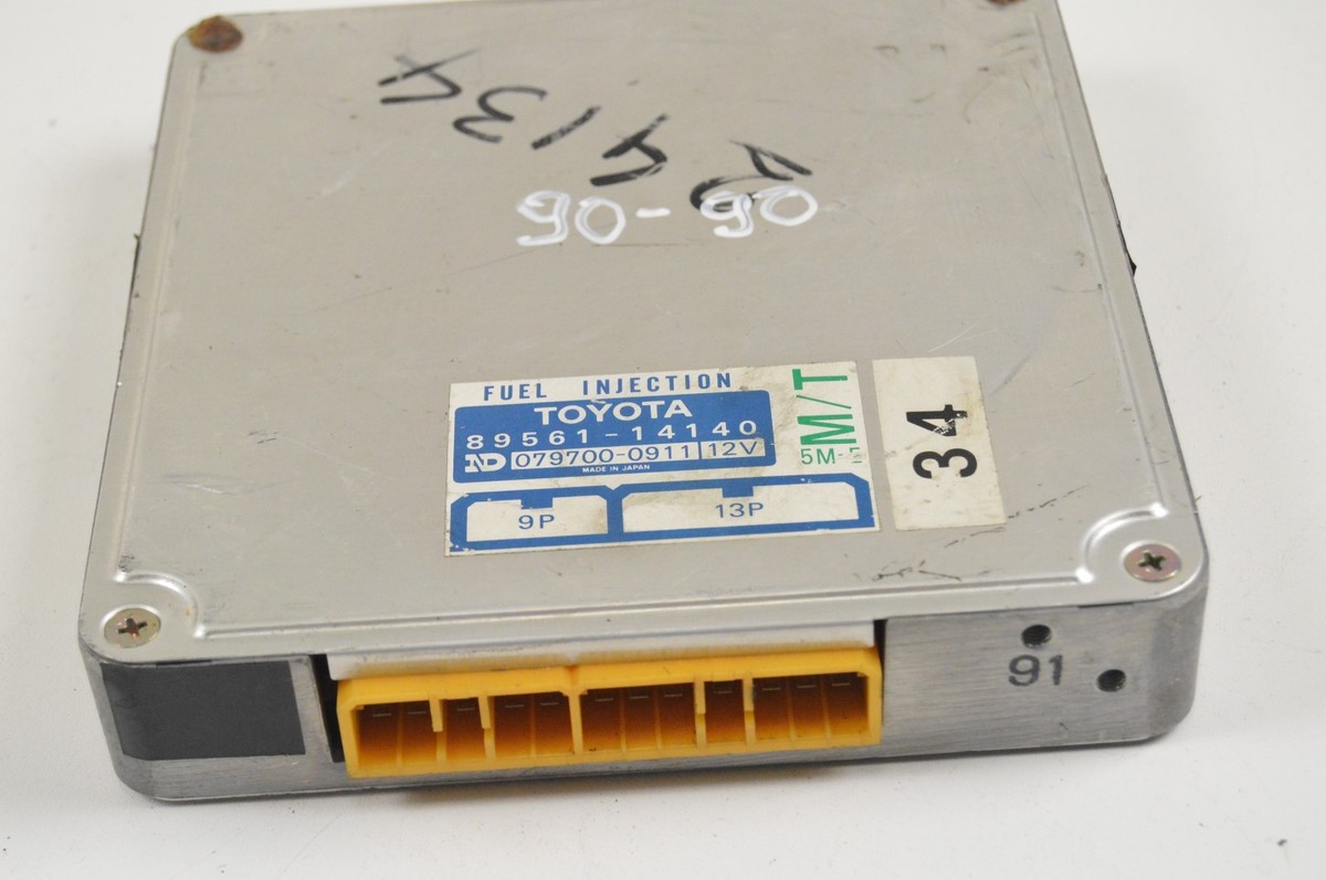 刹那0619 TOYOTA Engine ECU Control Module Unit 89561-14140 079700