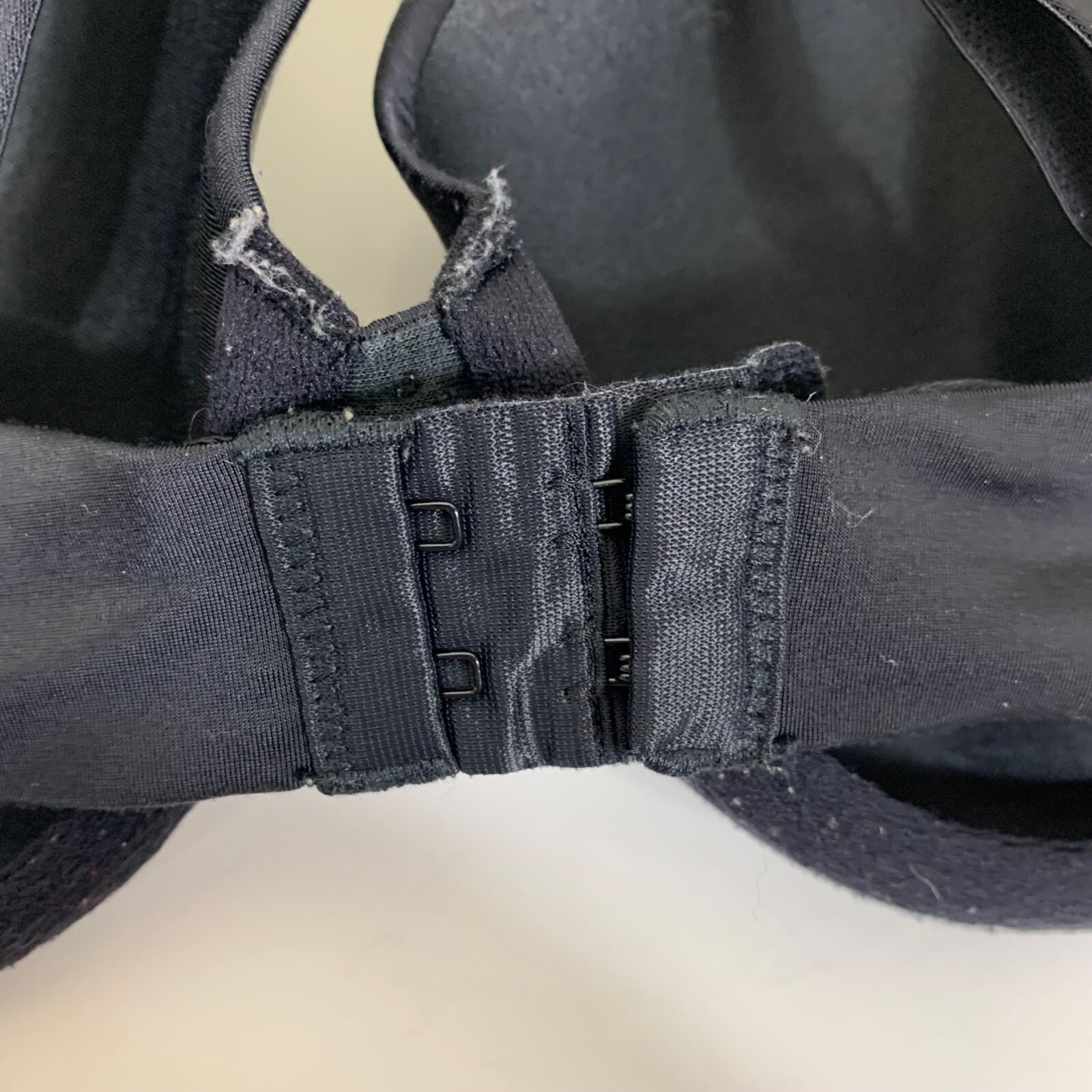 Maidenform Black Full Coverage Underwire Dream T-… - image 4