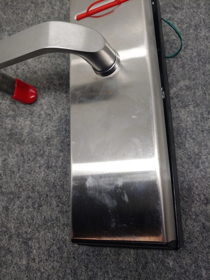 NUEVA manija de puerta Vingcard y LSU T2 XC 9 voltios. Z9 - Imagen 2 de 4