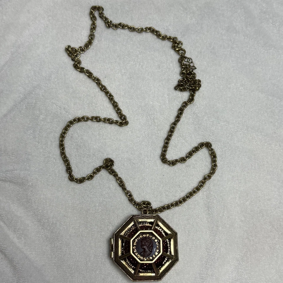 Collar Medallón Camafeo Estilo Vintage Colgante Octágono Recorte Corazón Tono Bronce Foto 2 de 4