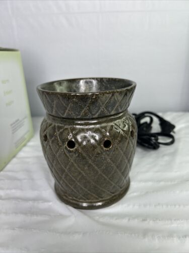 Scentsy Wax Warmer Countertop Mission Slate - RETIRED Style! NO BULB - Picture 2 of 11