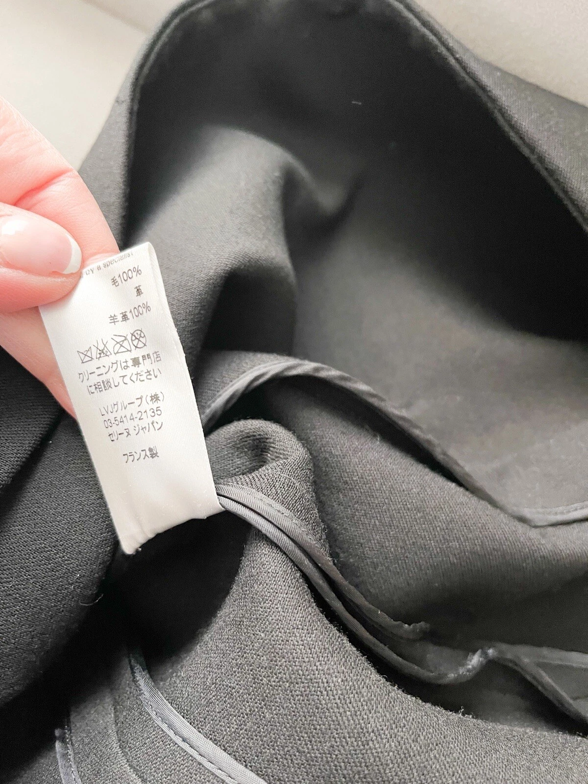 Abito gilet Celine in pelle nera con tasche e bottoni