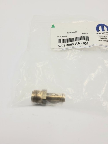 Original Mopar 52079895AA Kühlmittelanschluss Chrysler Dodge Jeep New - Picture 2 of 3