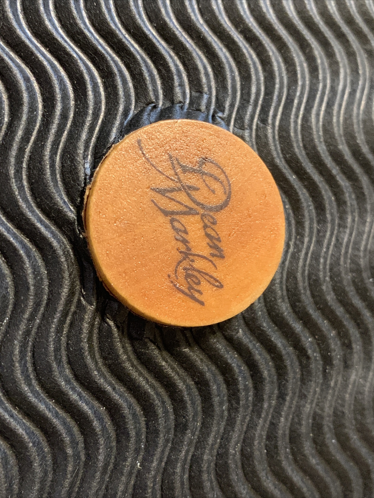 Picture 11 of 24