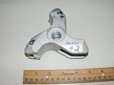Hartzell B-3252 Fork 3 Blade Aircraft Propeller (a86) b