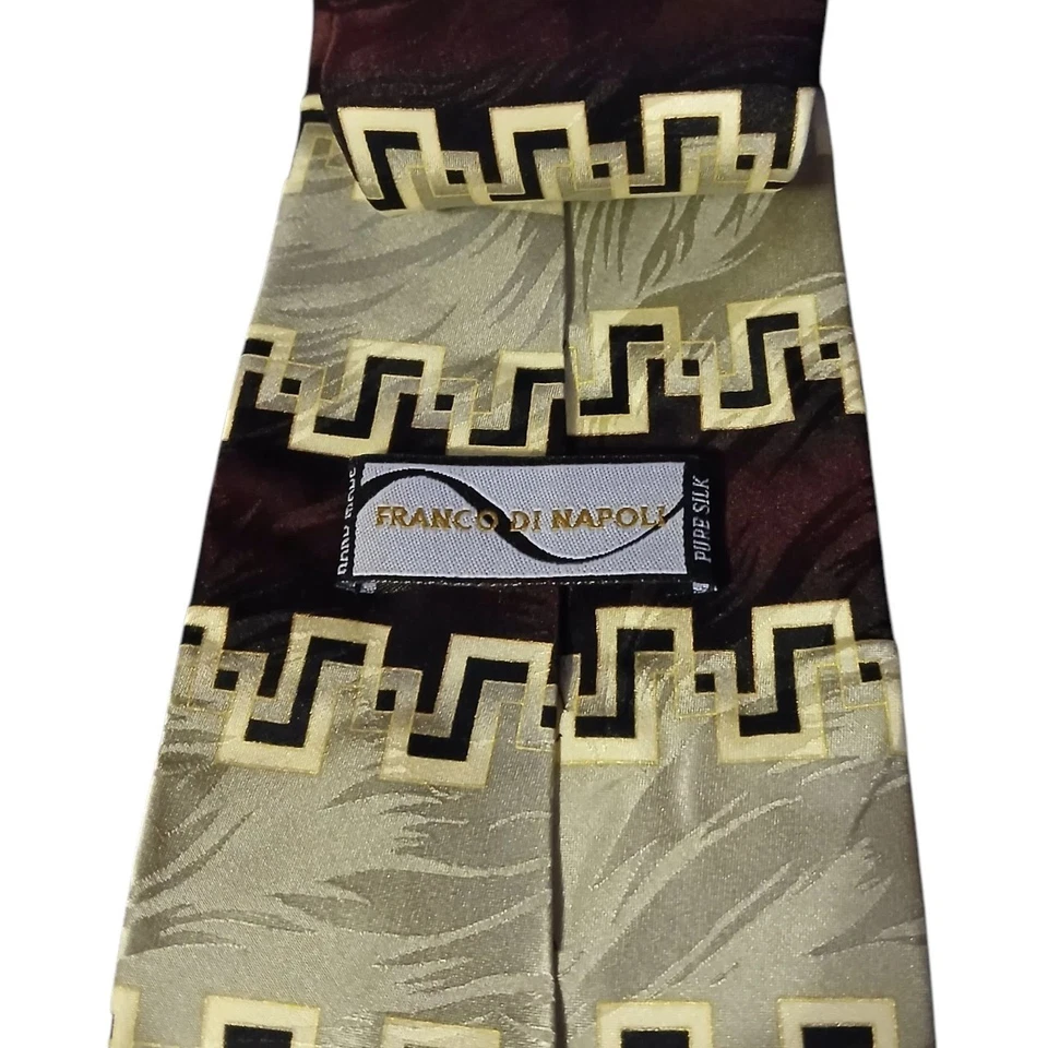 Gravata de seda Franco Di Napoli ouro borgonha geométrica formal igreja empresarial 59,5 polegadas - Imagem 3 de 4