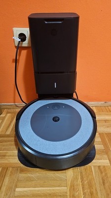 iRobot Roomba i3+ Robot Vacuum with Automatic Dirt Disposal Base - Black