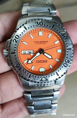 SEIKO KNIGHT RARE ORANGE SKXA61 7S26-01X0 U.S. MARKET 2006 JULY