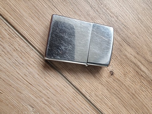 Harley Davidson Zippo Man On Motorcycle - Picture 2 of 3
