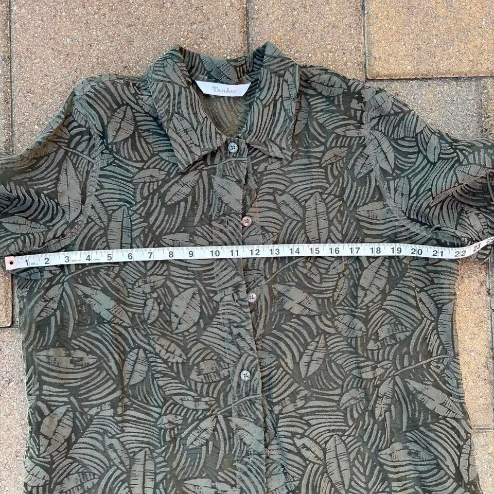 Tan Jay green transparent leaf button up - image 4