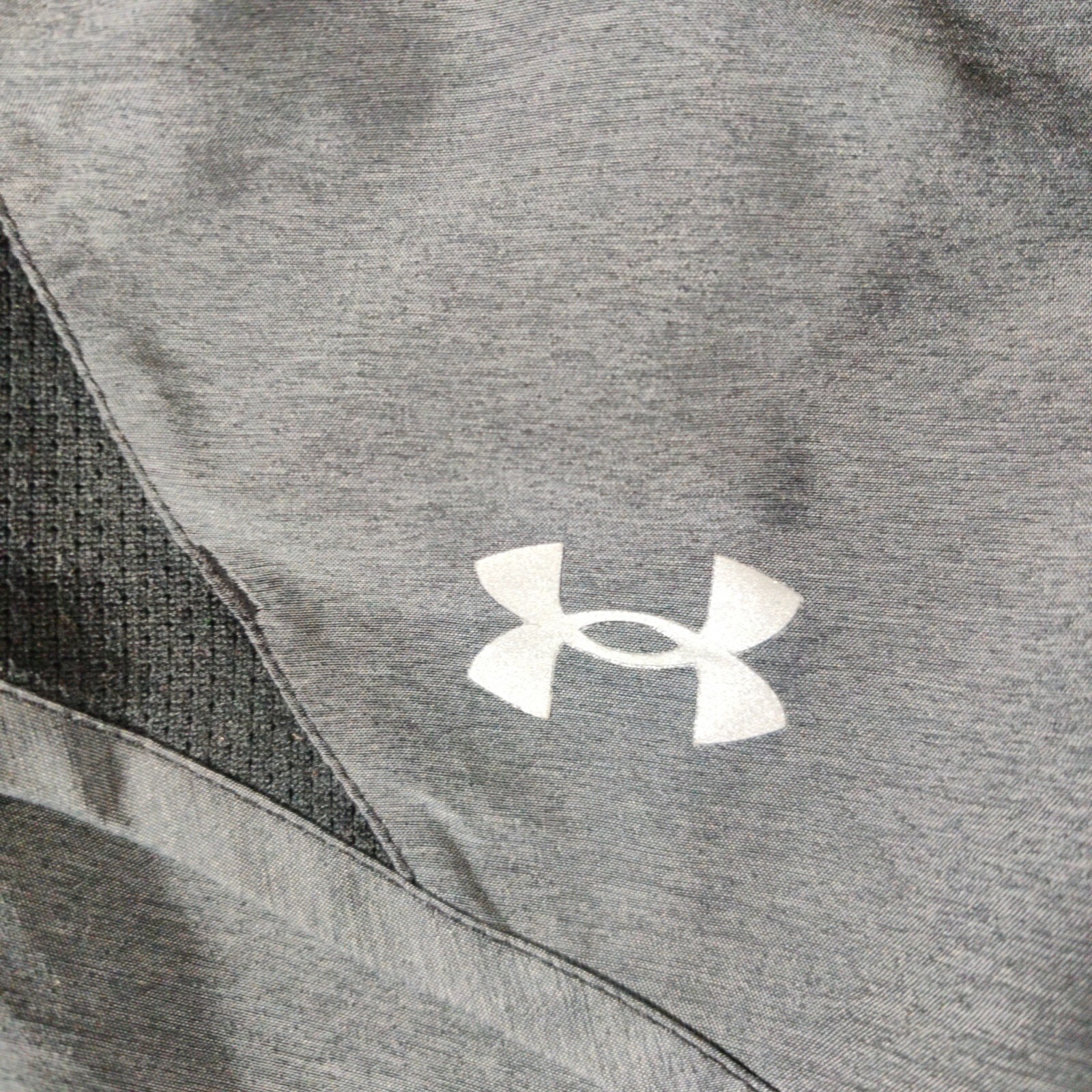 Under Armour Shorts Womens XS Gray And Black Athletic Heatgear Loose EUC thumbnail 5