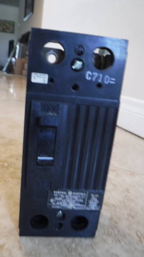 General Electric Residential GE 200Amp Main Breaker Two Pole 120/240v TQD22200