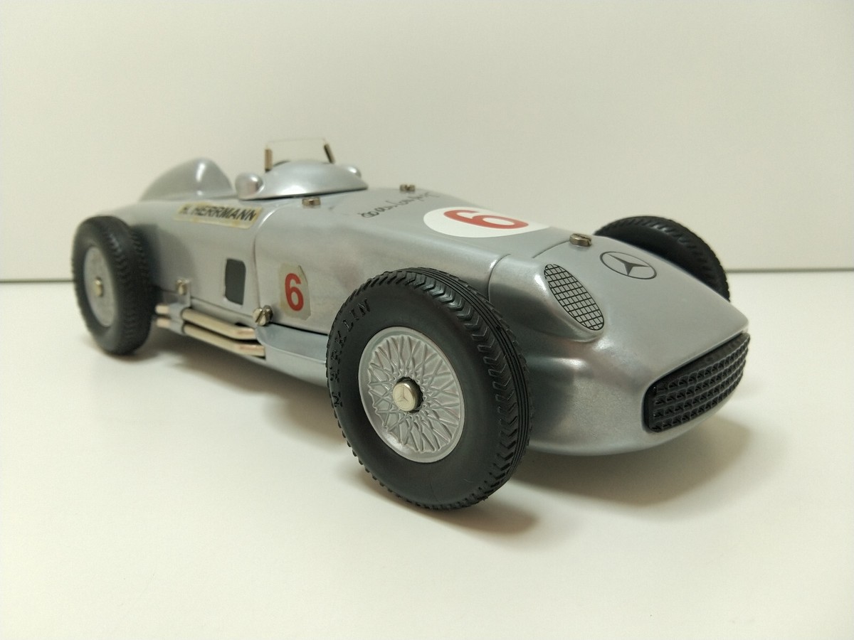 Miniature Märklin Mercedes-Benz W 196 Herrmann, Voiture En Tôle (81102)