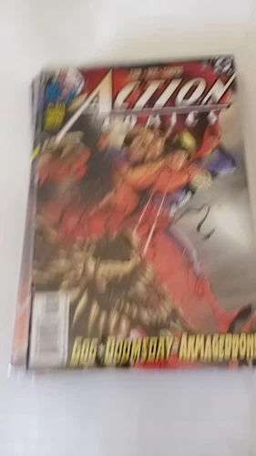 Action Comics #825  - Superman  -    DC Comics  - Superman