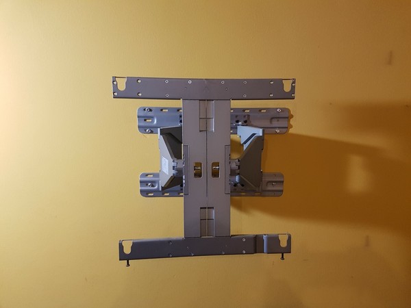 SOPORTE DE PARED TV LG  DIRECCIONABLE Y EXTENSIBLE