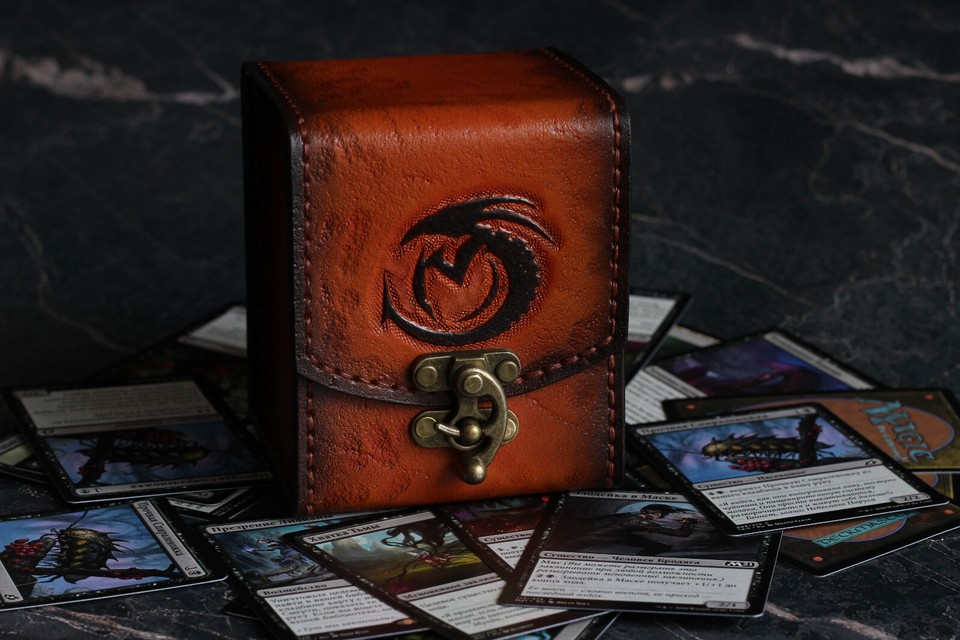Leather MTG Sliver deck box, MTG commander deck box, Mtg Custom deck