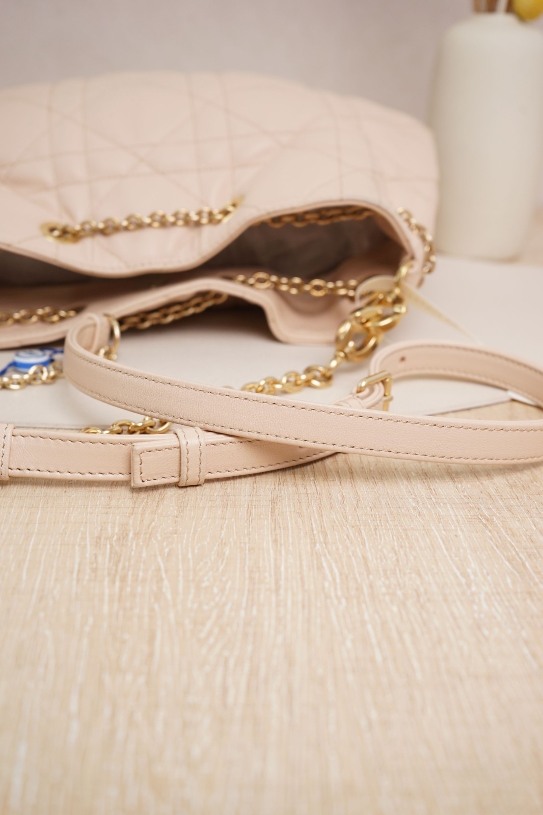 Dior Ammi Lucky Bag Cloud Bag Medium Nude Lambskin thumbnail 14