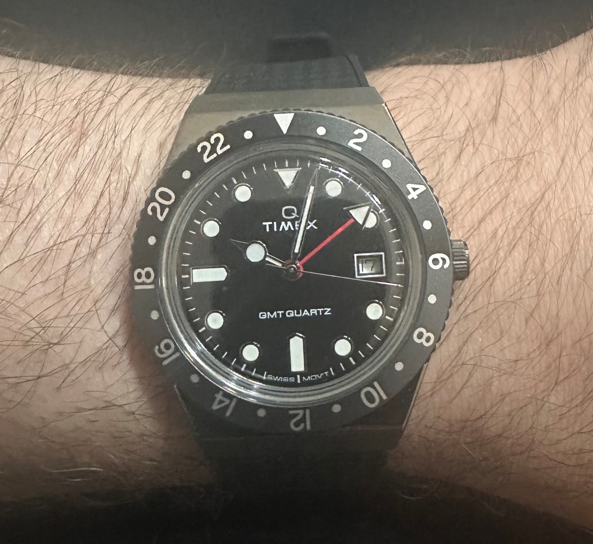 Q Timex GMT 38mm Black Rubber Strap Watch TW2V38200 Swiss Movement 