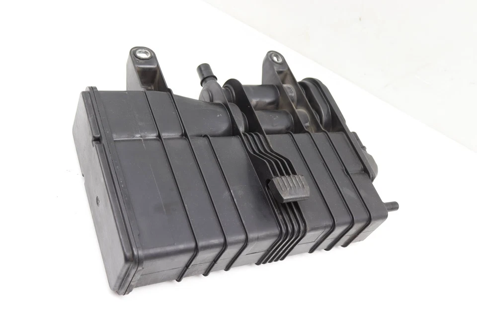 BMW M235I XDRIVE 2020-2023 gran cupé 2,0 L - bote de carbón evap de combustible Foto 3 de 4