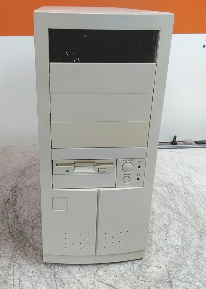 ASUS P2B Beige Gaming Tower Intel Pentium III 600MHz 64MB 0HD TNT2 Vanta GPU - Image 4 of 4