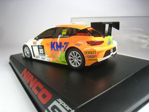 SEAT LEON CUPRA CUP RACER "KH-7" #25 24H DE BARCELONA 1/32 NINCO SLOT - Imagen 3 de 4