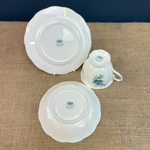 ROYAL ALBERT 'FORGET-ME-NOT' BONE CHINA TEA CUP SAUCER SIDE PLATE TRIO -2 - Picture 5 of 6