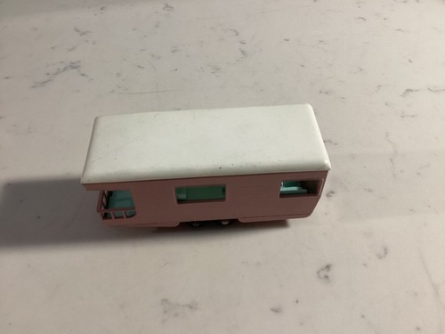 RARE VINTAGE AUTHENTIC MATCHBOX LESNEY #23 TRAILER CARAVAN PINK MUST SEE NR