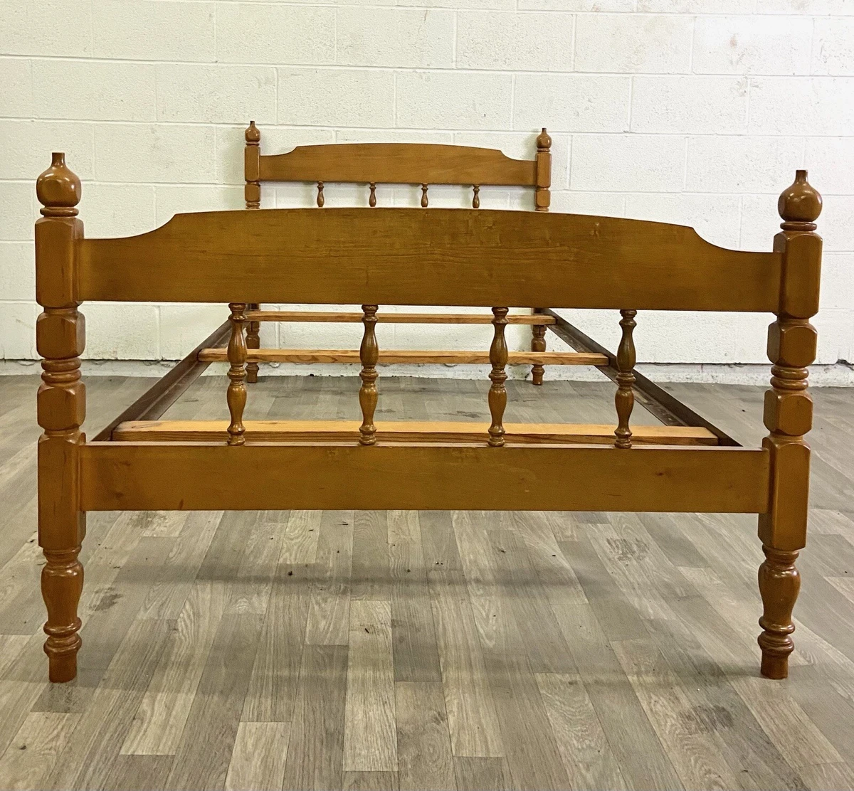 Vintage Twin Size Maple Wood Low Poster Bed with Acorn Finials 1 of 2