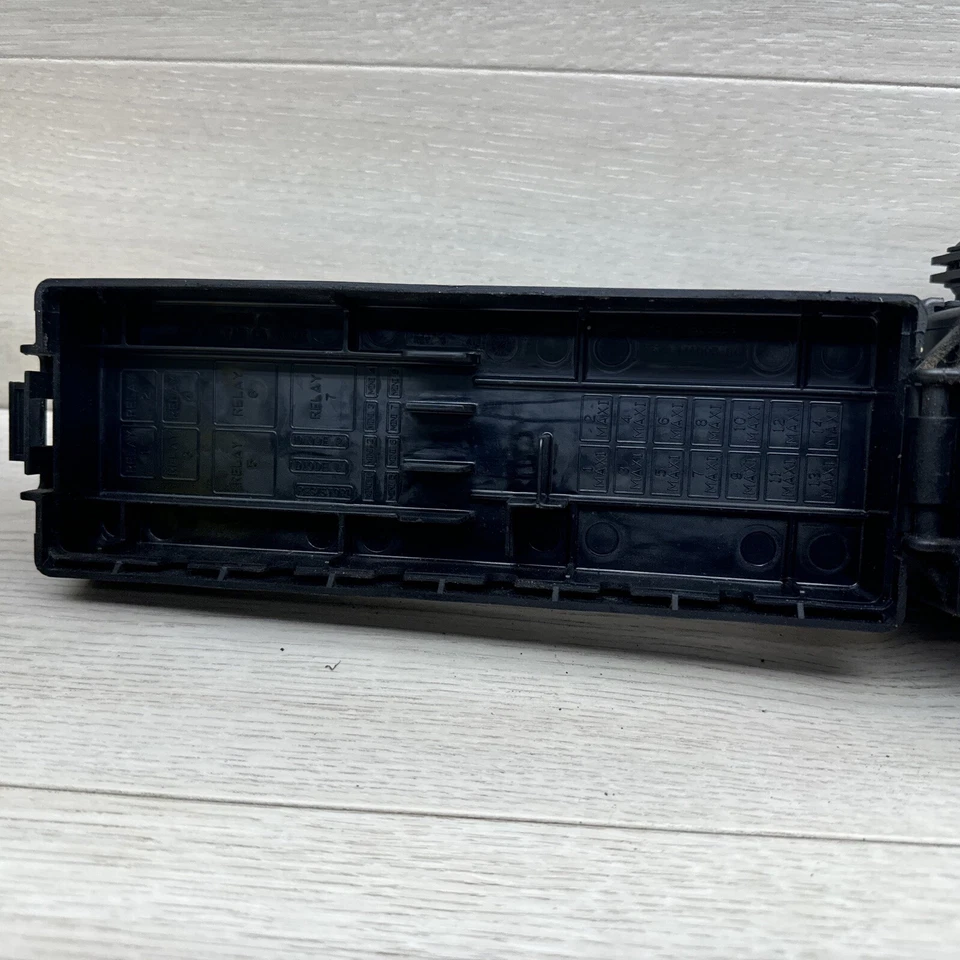 96 1996 Ford Ranger Engine Fuse Box Relay Junction Block Panel Compartment - Image 4 of 4