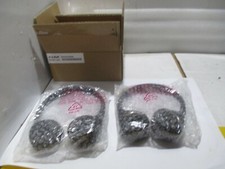 New OEM 2017-2020 GM Cadillac Escalade ESV Headphones Set of 2  84202958 / 8