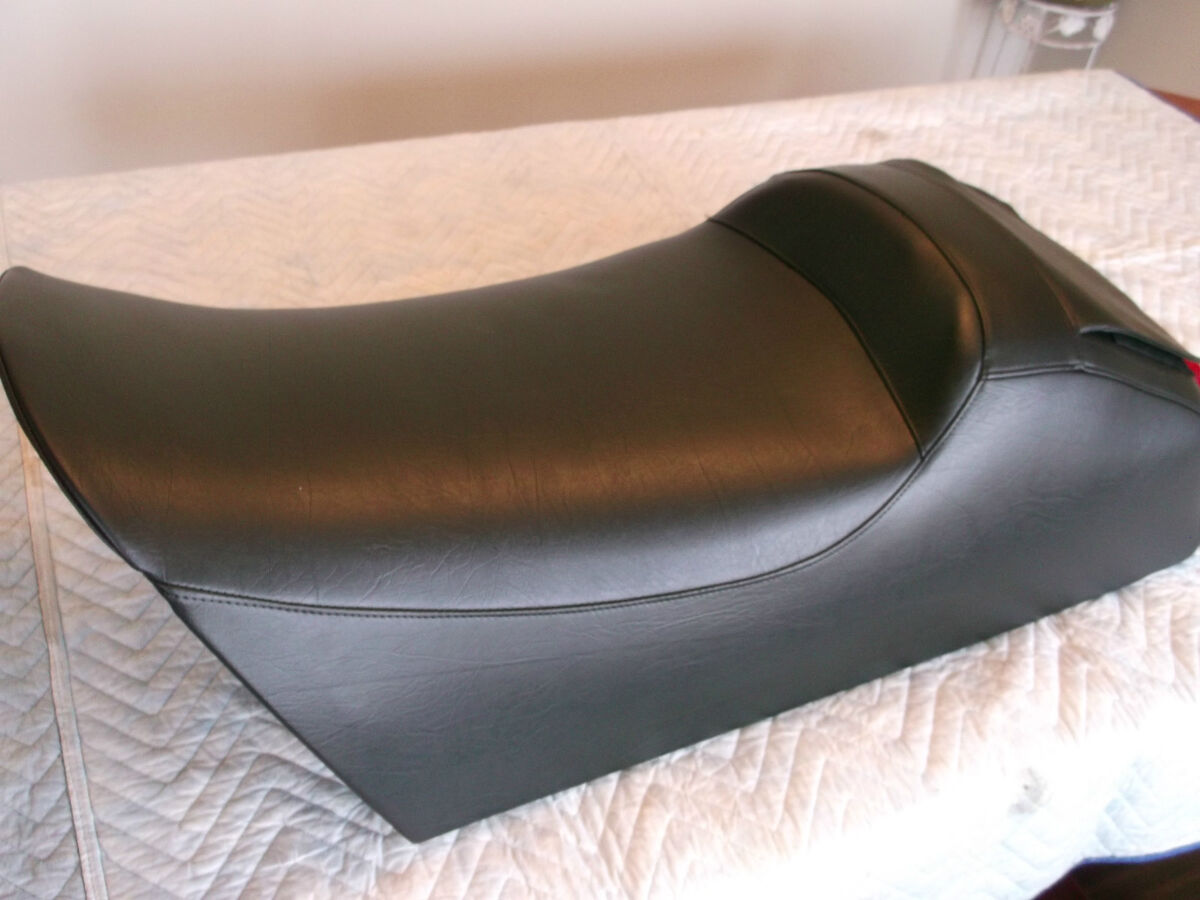 Ski-Doo MACH 1 Z 1994-97 seat cover SkiDoo 779 LT 800 LT 543 Ski-Doo MACH 1 Z 1994-97 seat cover SkiDoo 779 LT 800 LT 543