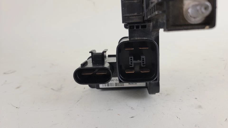 2012-2015 BMW F30 335Xi N55 Distributor External Ignition Base 929615301 OEM - Image 4 of 4