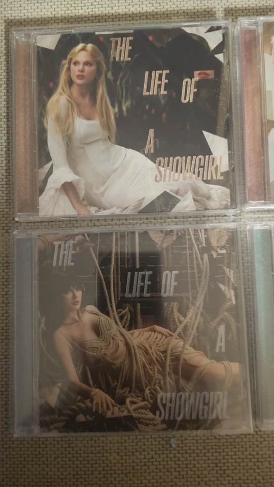 Taylor Swift - The Life of a Showgirl LIMITED Release Deluxe CD - Bild 3 von 4