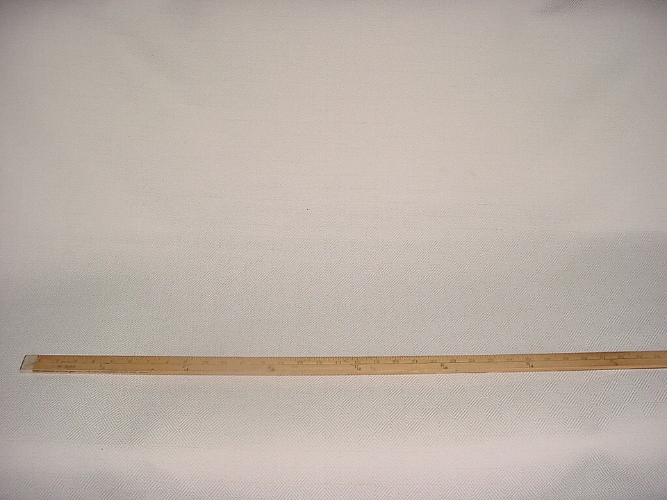 Tela de tapicería exterior blanca cuadrada Chelsea 765 perennes 1-7/8 años Foto 2 de 4