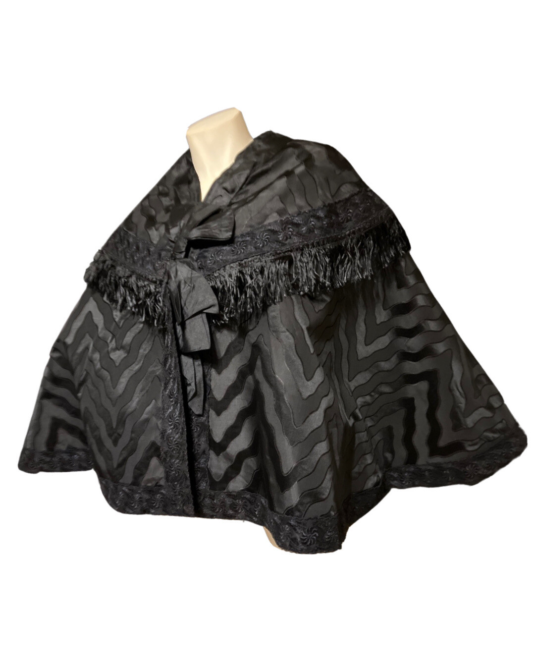 Antique Victorian Mourning Cape Black Silk Mantle… - image 7