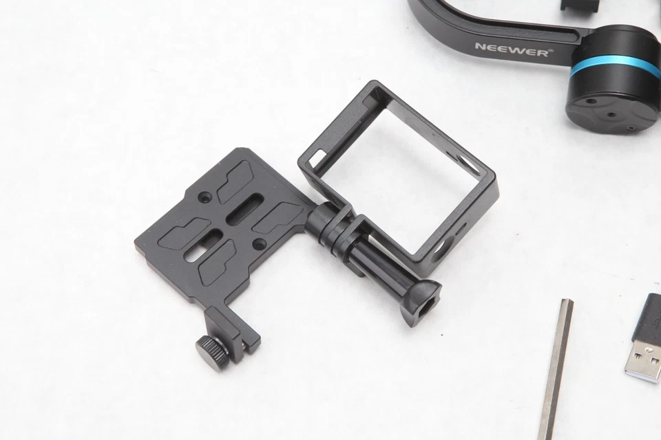 Neewer NW3D2 3-Axis Handheld Gimbal Stabilizer for GoPro and Smartphone T63 - Image 2 of 4