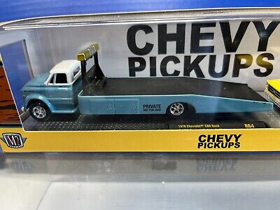 レビュー高評価の商品 M2 1/64 MACHINES 1979 & BLUE TRUCK C60 CHEVROLET 1970 乗用車