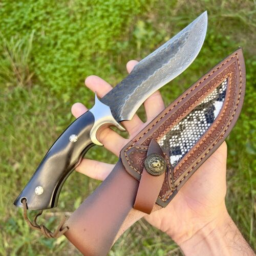 Coltello Lama Fissa Acciaio Damascato Personalizzabile Con Fodero Pelle Serpente Manico Legno - Foto 2 di 5