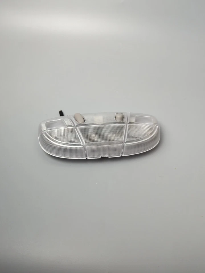 LUZ DE CÚPULA DE TETO DIANTEIRA FORD F-150 2004-2008 - Imagem 4 de 4