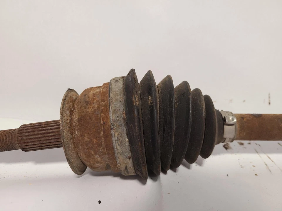 Used Front Right Drive Axle Shaft fits: 1999 Plymouth Voyager Front Axle R. FWD - Image 3 of 4