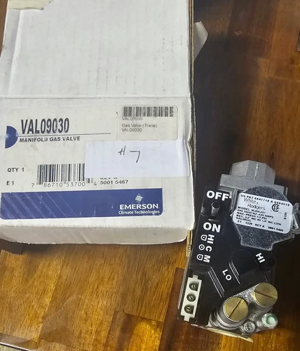 NEW Trane White-Rodgers VAL09030 36J54-201 Furnace Gas Control Valve OEM Genuine