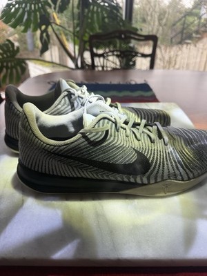 Kobe Mentality 2 - Wolf Grey Men's Sneakers Gray Black White 818952-100