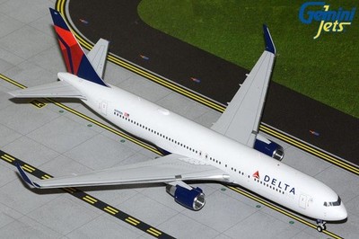 Gemini Jets Maßstab 1:200 Boeing B767-300ER(W) Delta Airlines N199DN