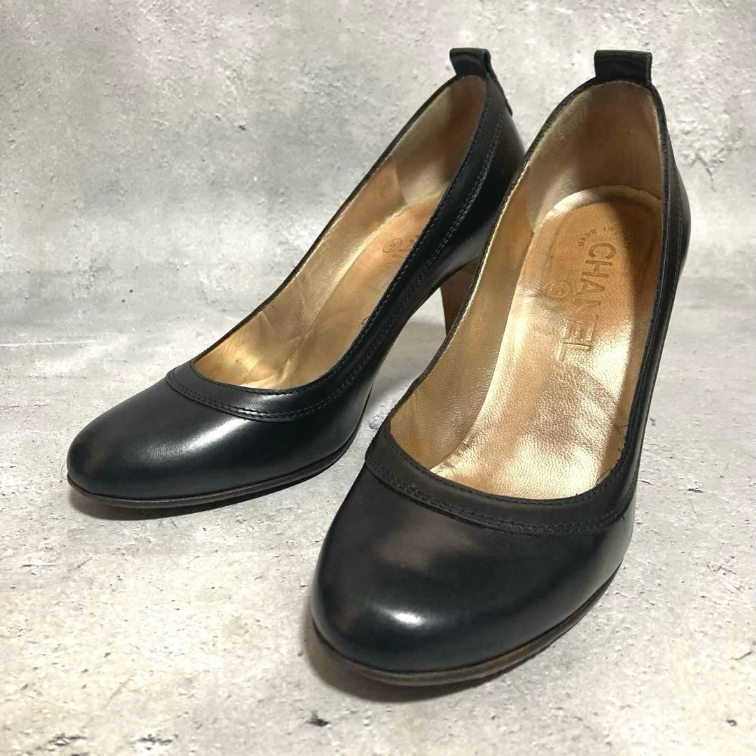 Rare CHANEL Leather Pumps Coco Mark Heel Round Toe Black Women's Size 36 (US 6)