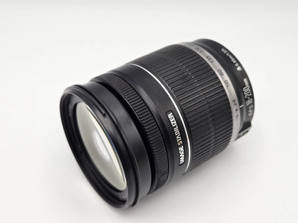 [COMO NUEVO / Probado] Lente zoom Canon EF-S 18-200mm F3.5-5.6 IS AF de Japón - Imagen 3 de 4