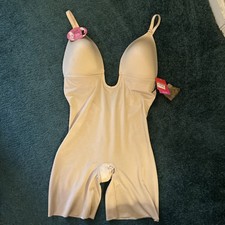 SPANX Suit Your Fancy Plunge Low-Back Bodysuit in Champagne. Size XL. NWT