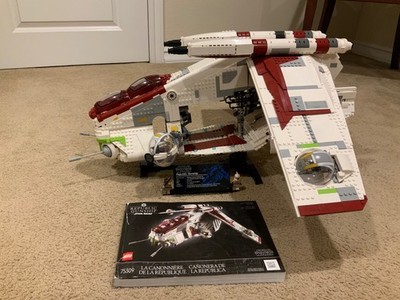 LEGO UCS: Republic Gunship (75309) Complete (Figs/Instructions) (No Box)