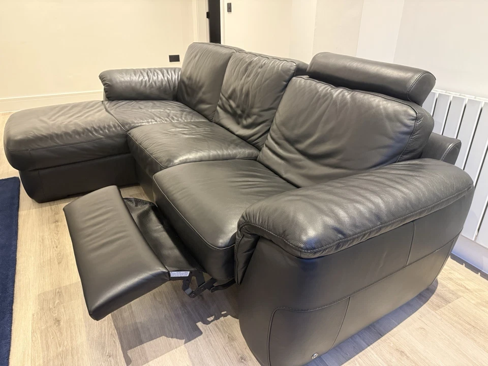 Natuzzi leather sofa, photo 3 of 5
